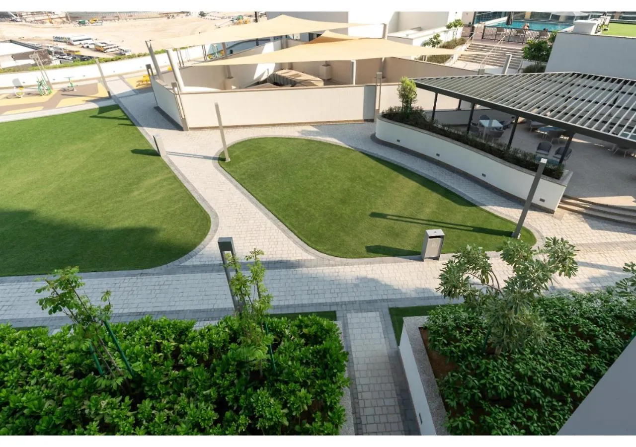 Charming 1Br With Cozy Balcony At Sobha Waves By Vibel Apartment Dubai