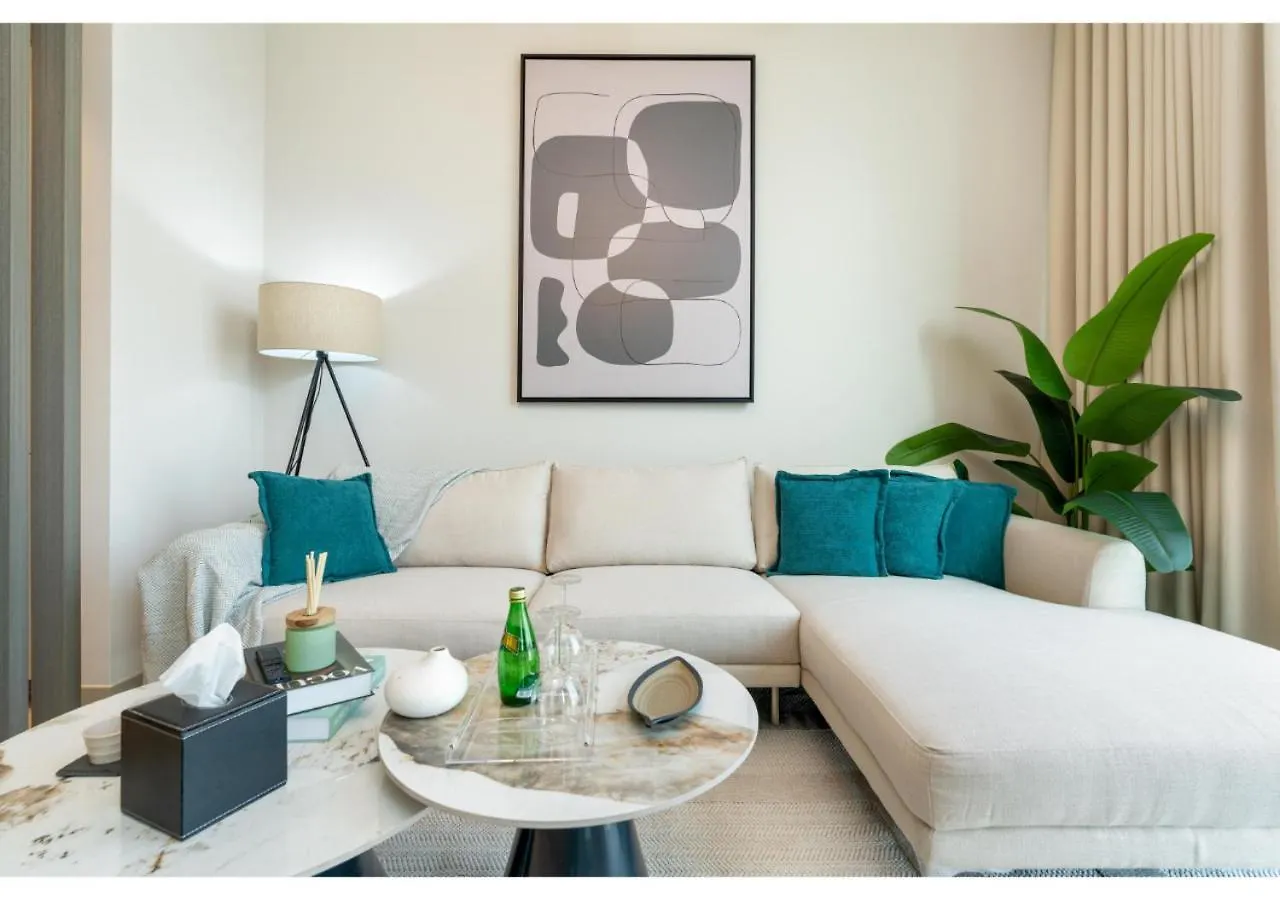 Charming 1Br With Cozy Balcony At Sobha Waves By Vibel Apartment Dubai 0*,