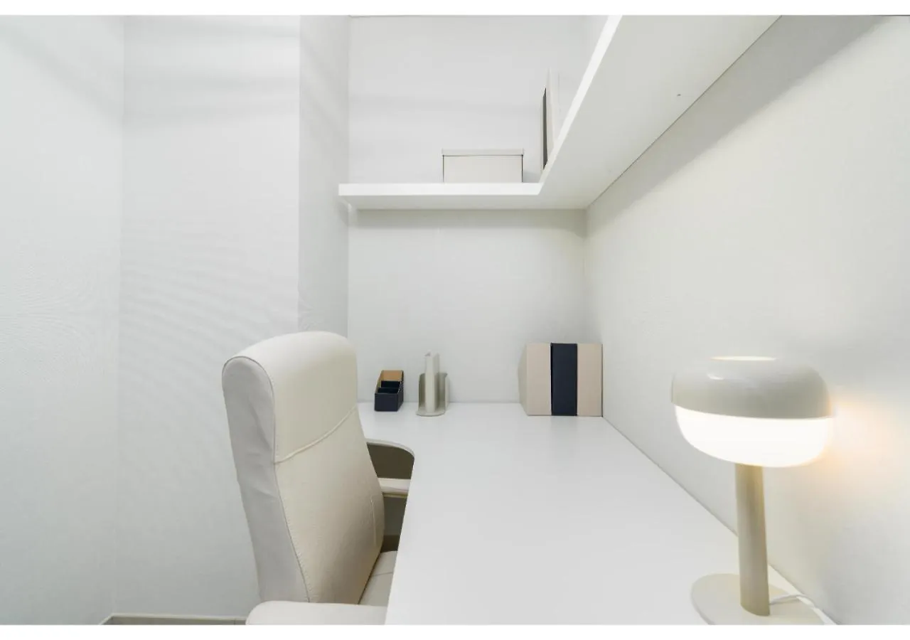 Charming 1Br With Cozy Balcony At Sobha Waves By Vibel Apartment Dubai